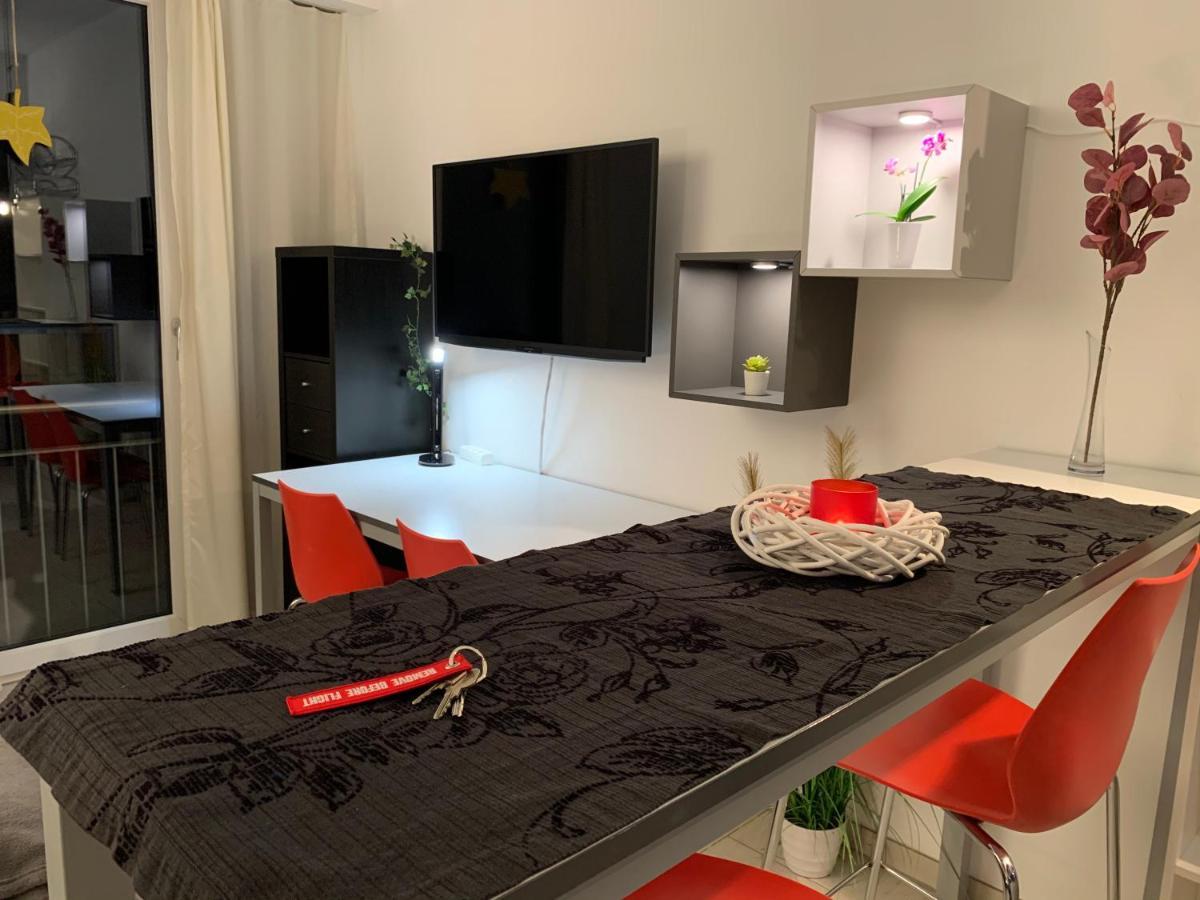 Exklusive WohlfüHloase By Rabe - Parkplatz & Free Netflix & Coffee-Bar Karlsruhe Exterior foto