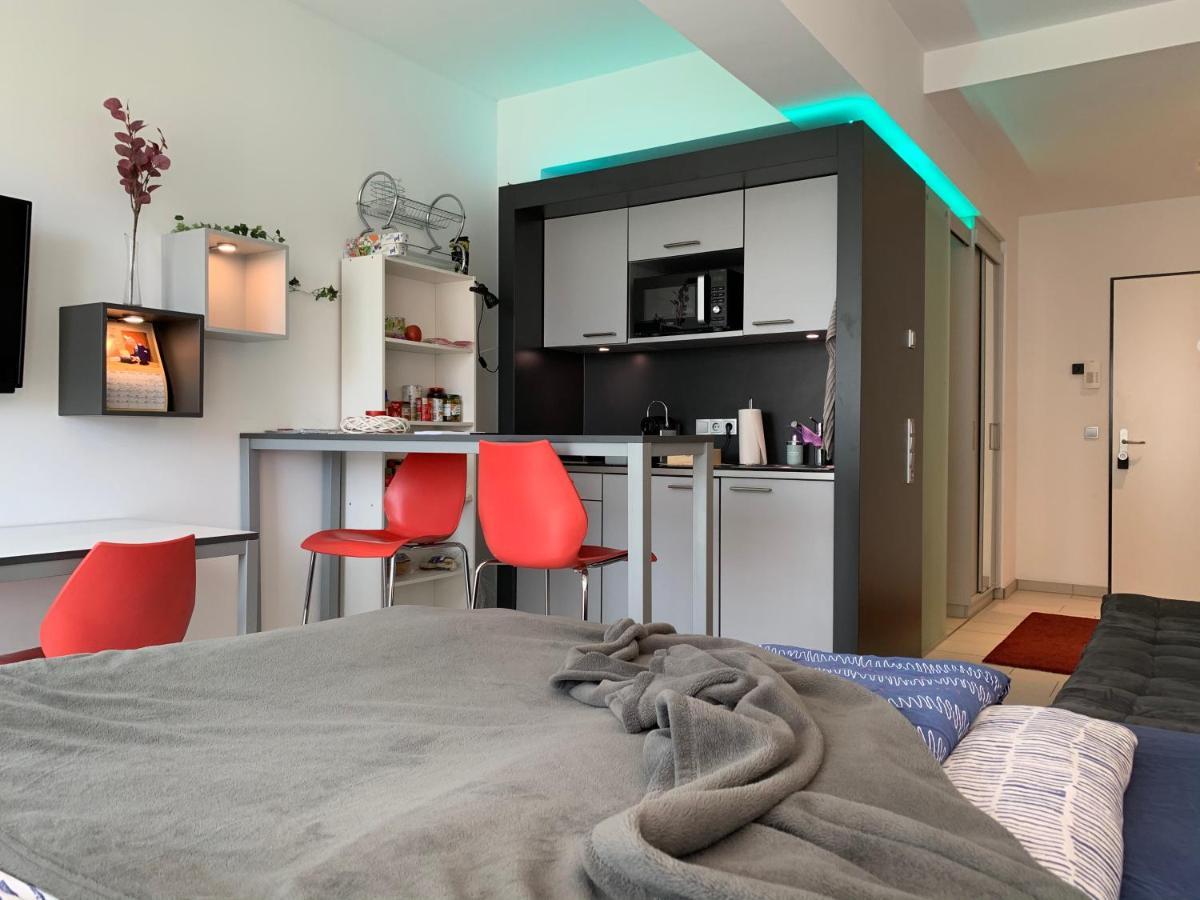 Exklusive WohlfüHloase By Rabe - Parkplatz & Free Netflix & Coffee-Bar Karlsruhe Exterior foto